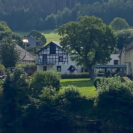 Exklusive, Kernsanierte Ferienwohnung Am Rursee Simmerath Esterno foto
