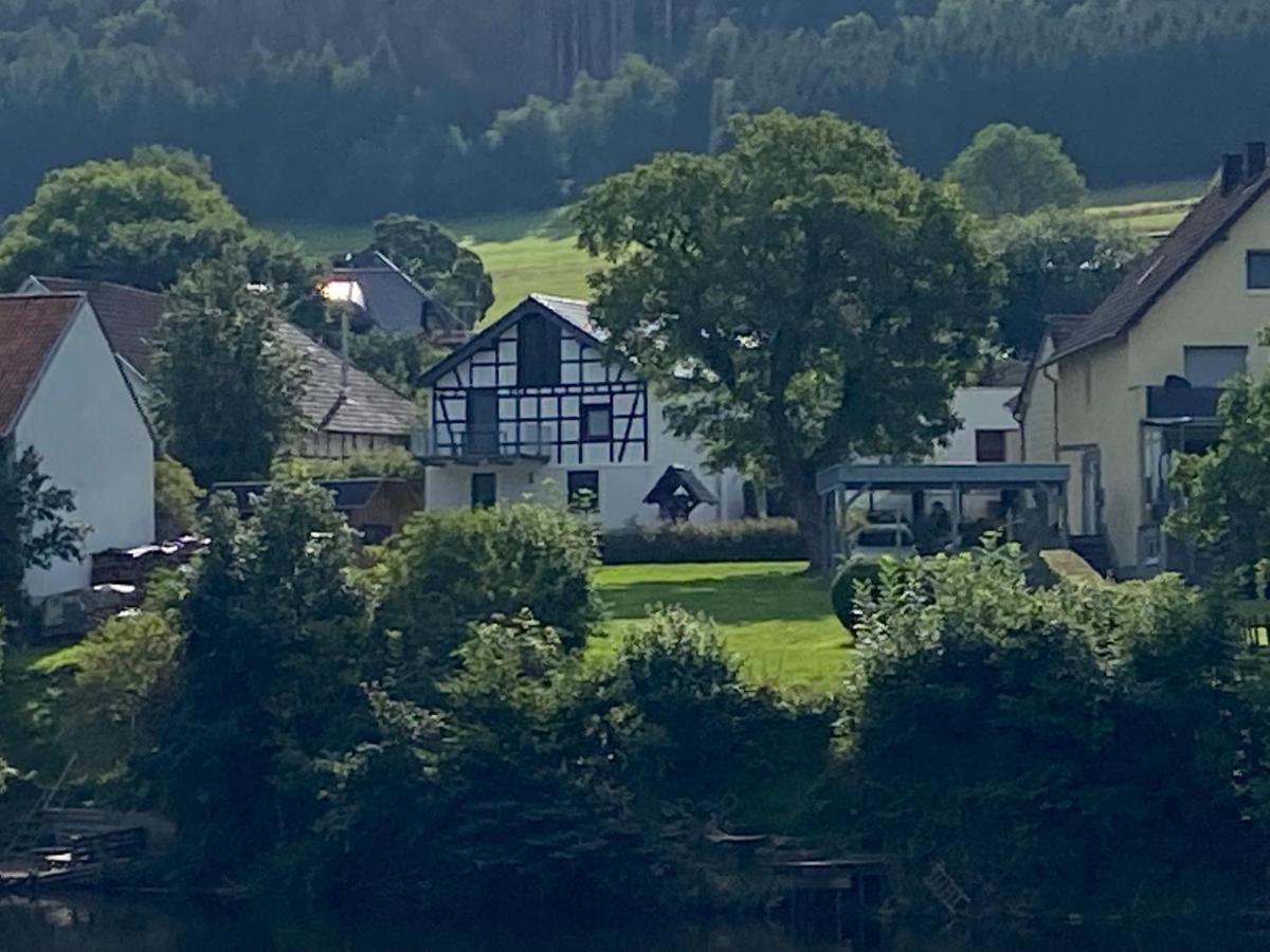 Exklusive, Kernsanierte Ferienwohnung Am Rursee Simmerath Esterno foto